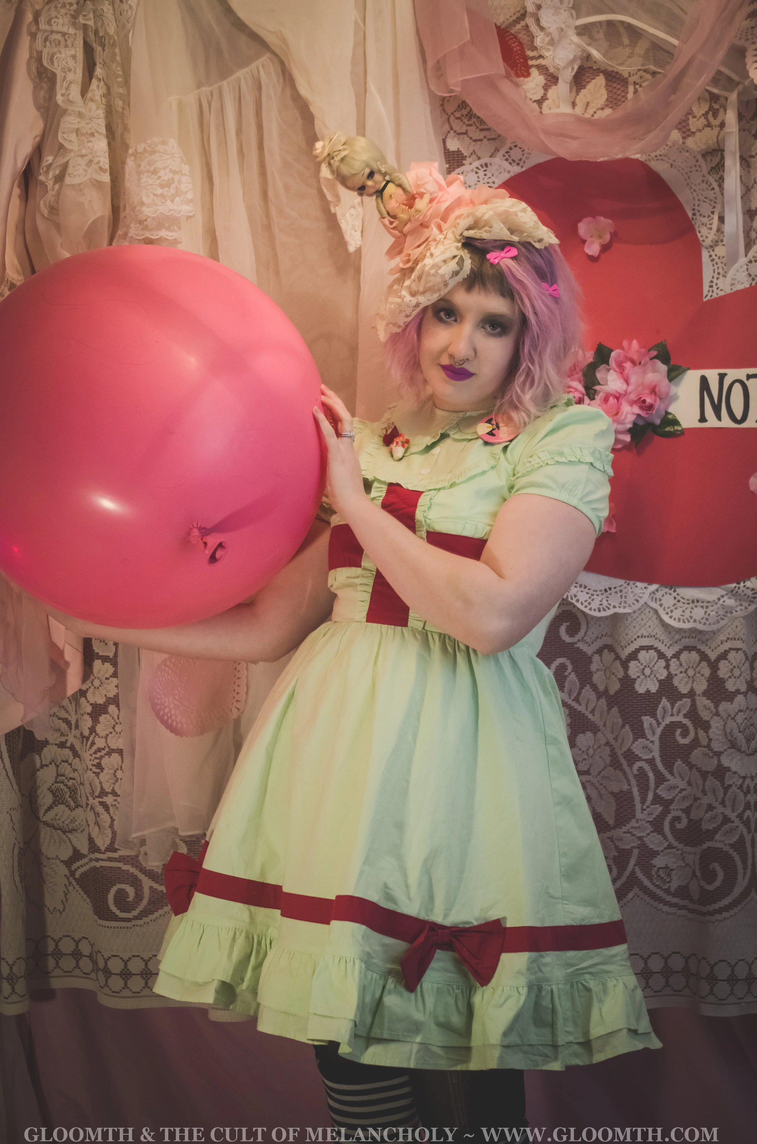 red and pastel green lolita grunge outfit