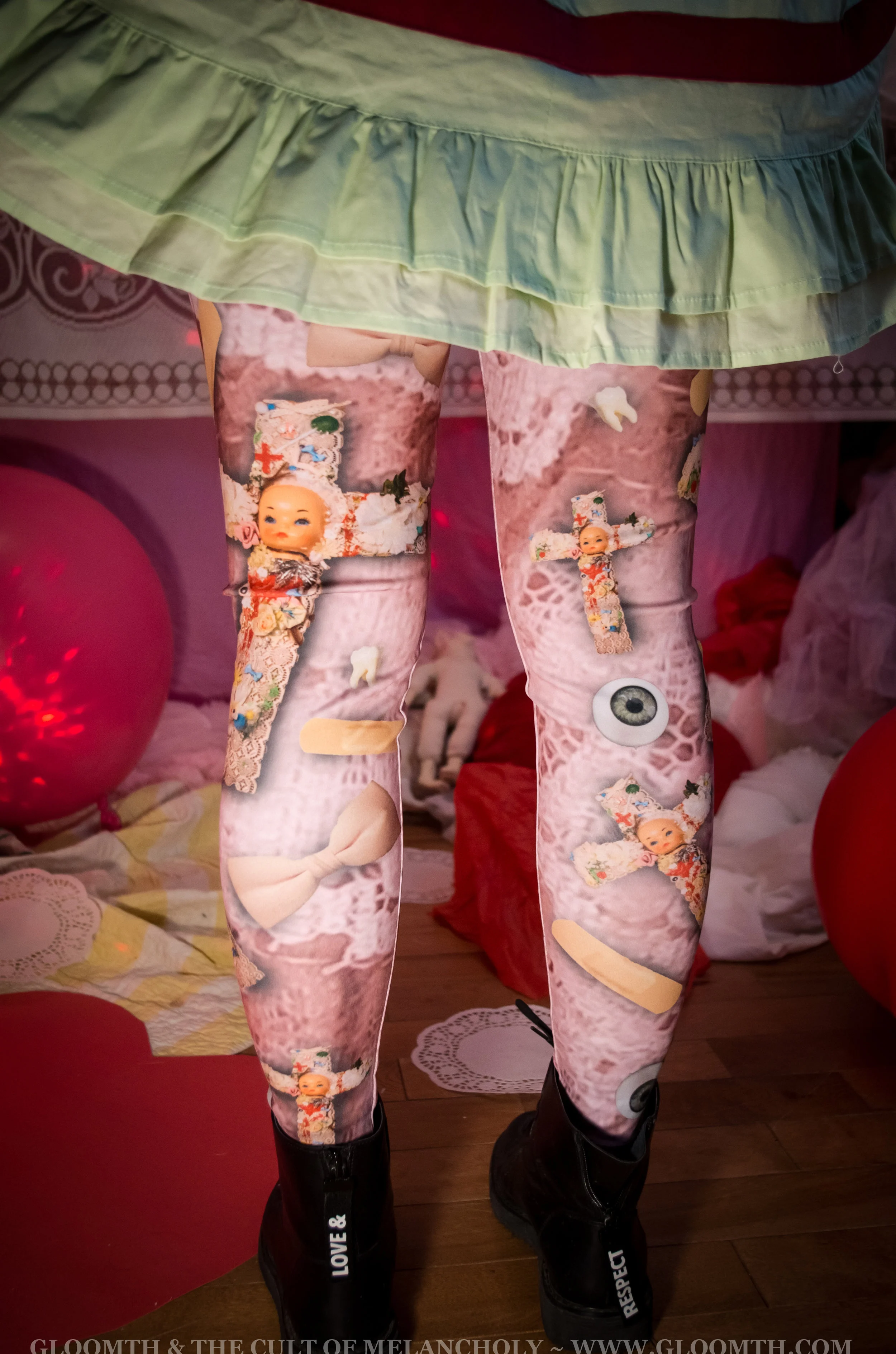 victorian grunge print leggings tights