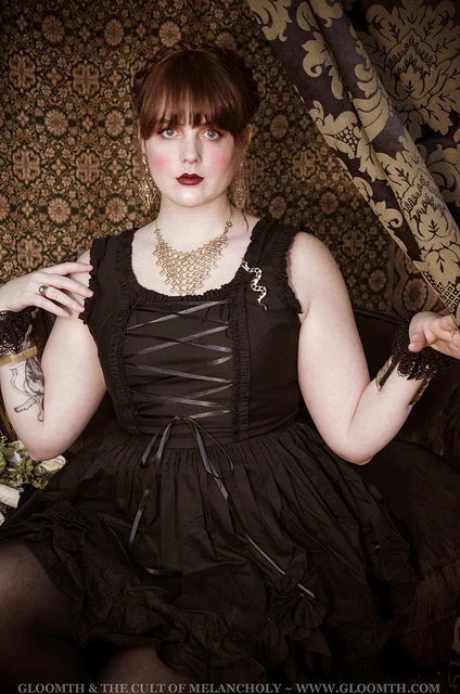 gothic bohemian fashion editorial gloomth (5).jpg