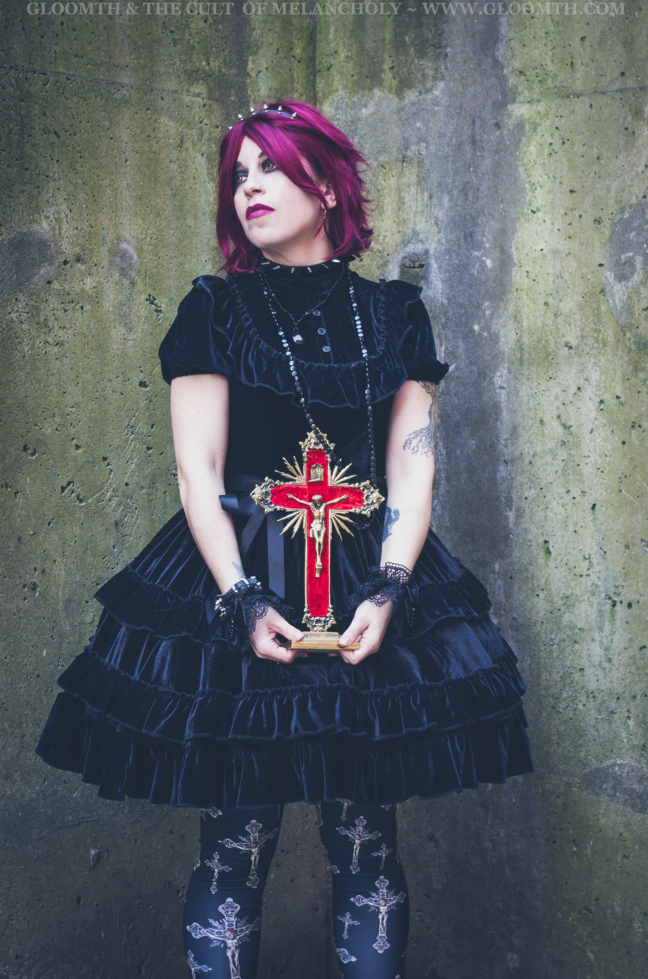 modern mourning fashion