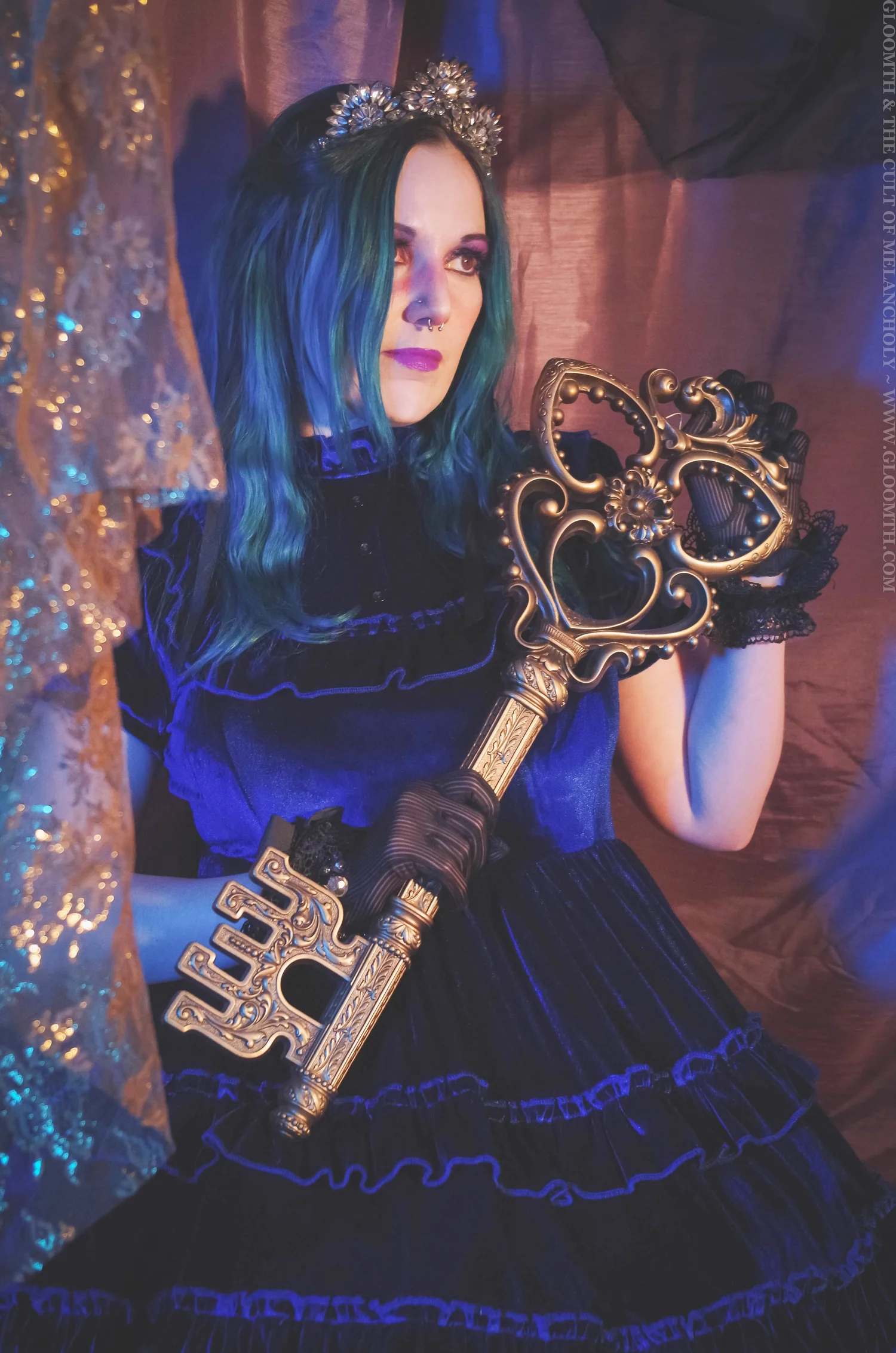 Dauphine" Blue Velvet Gothic Lolita Dress  Gloomth