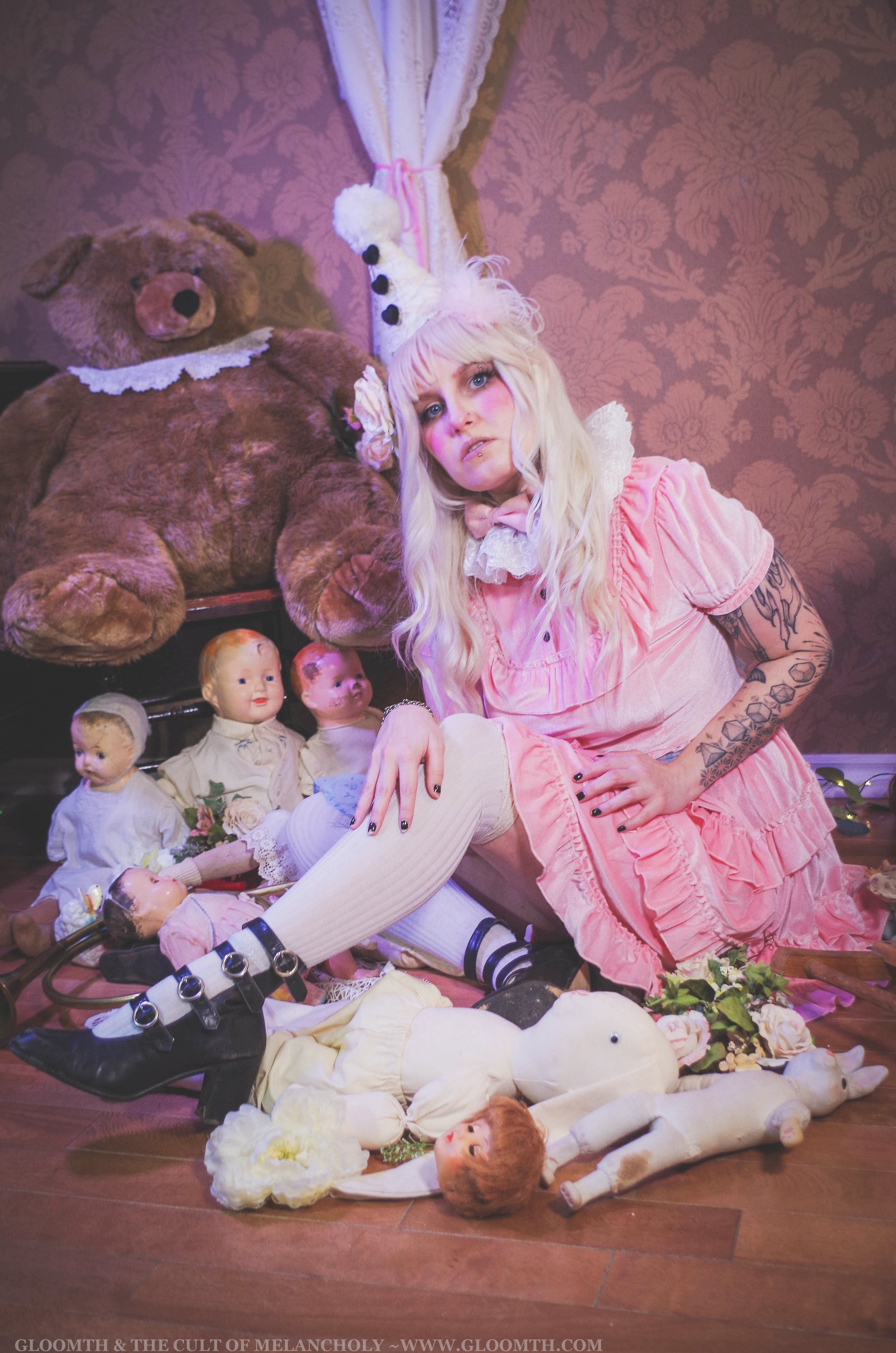 Cupid Baby Pink Velvet Lolita Dress — Gloomth
