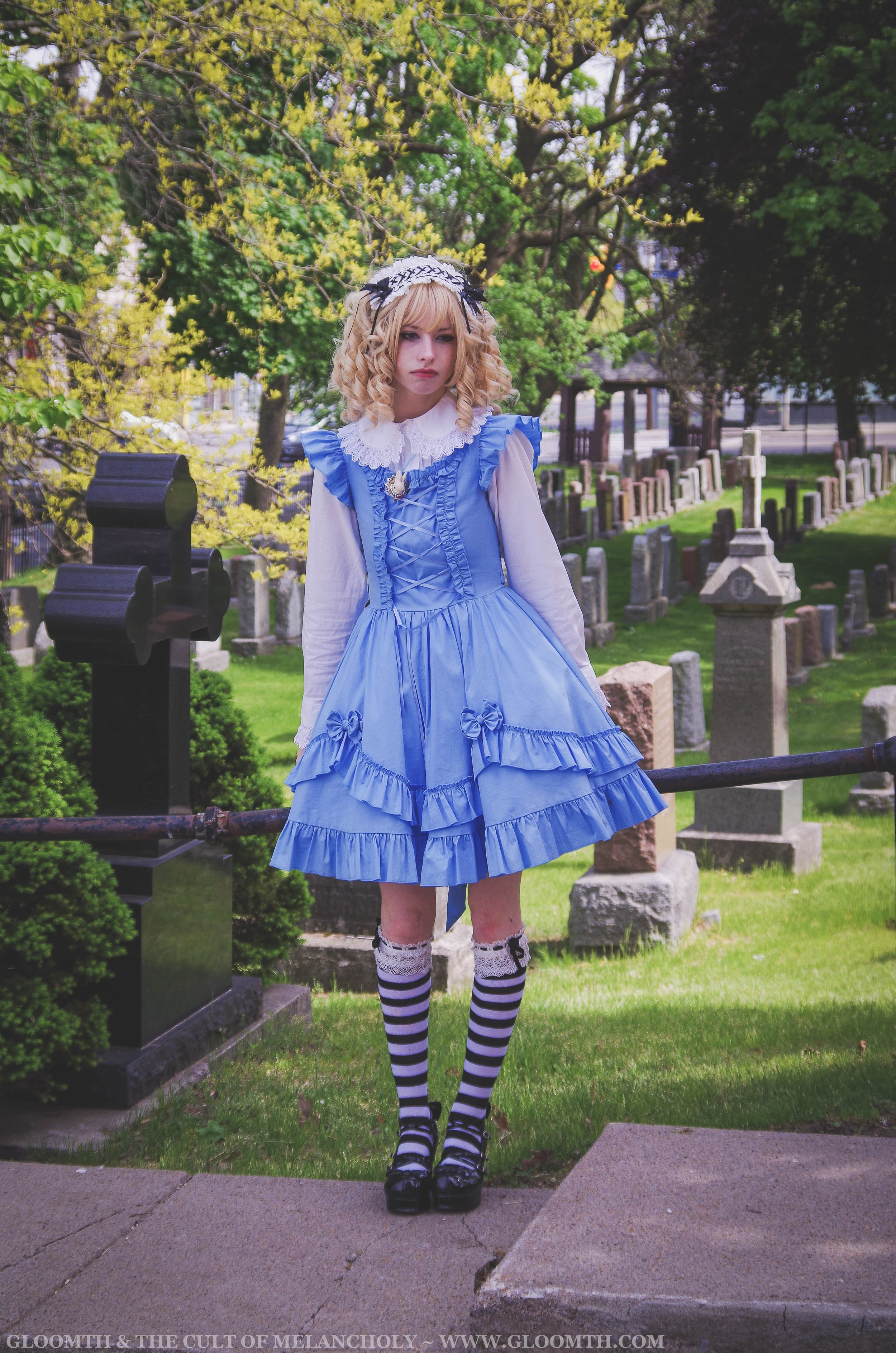 Alice Pool of Tears Corset Tea Party Dress — Gloomth