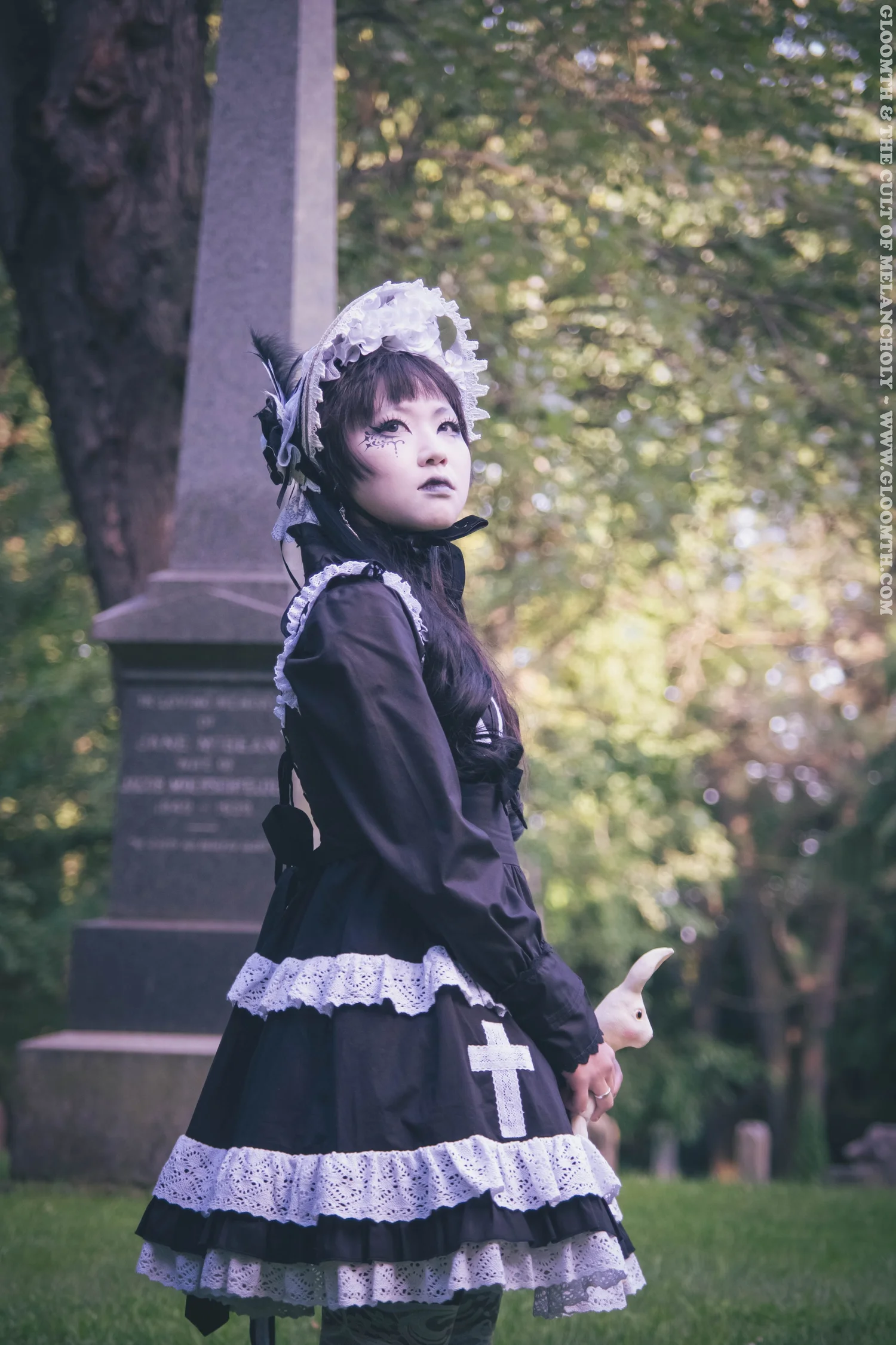 gothic lolita black and white crosses dress Cross Hymn Black Gothic Lolita Long Sleeve Velvet Dress L main image 1