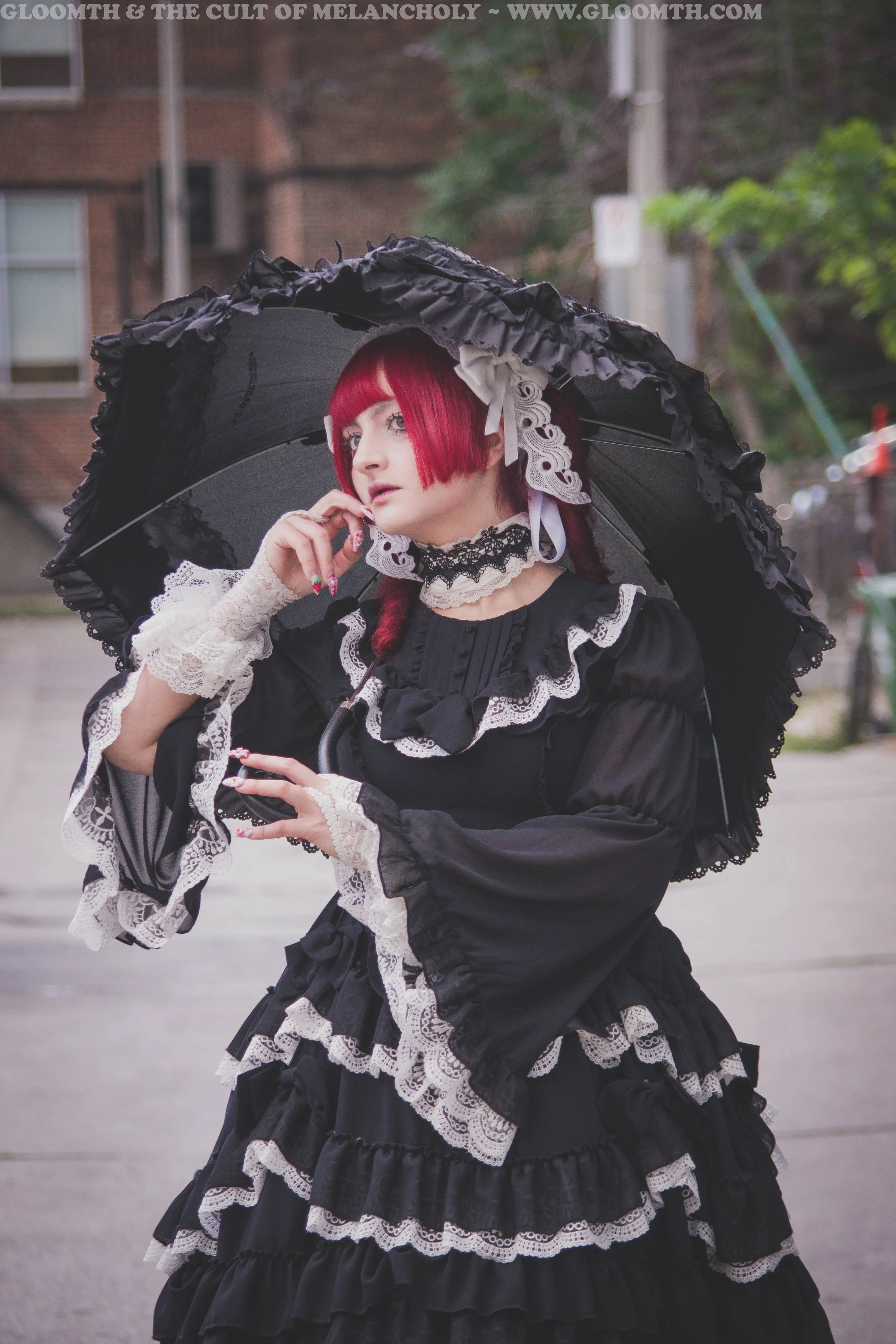 gothic lolita with parasol.jpg