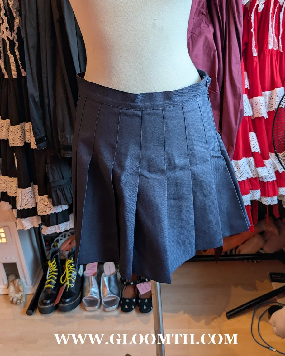 American Apparel Navy Pleated Mini Skirt Size Medium