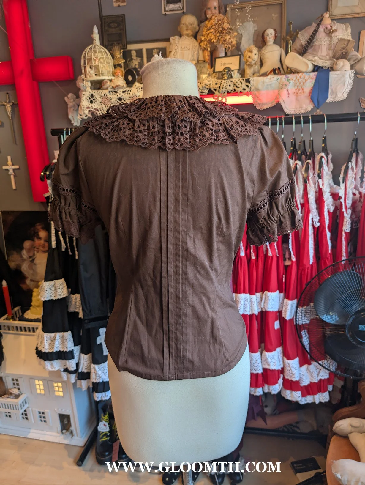 doll-funeral-lolita-store