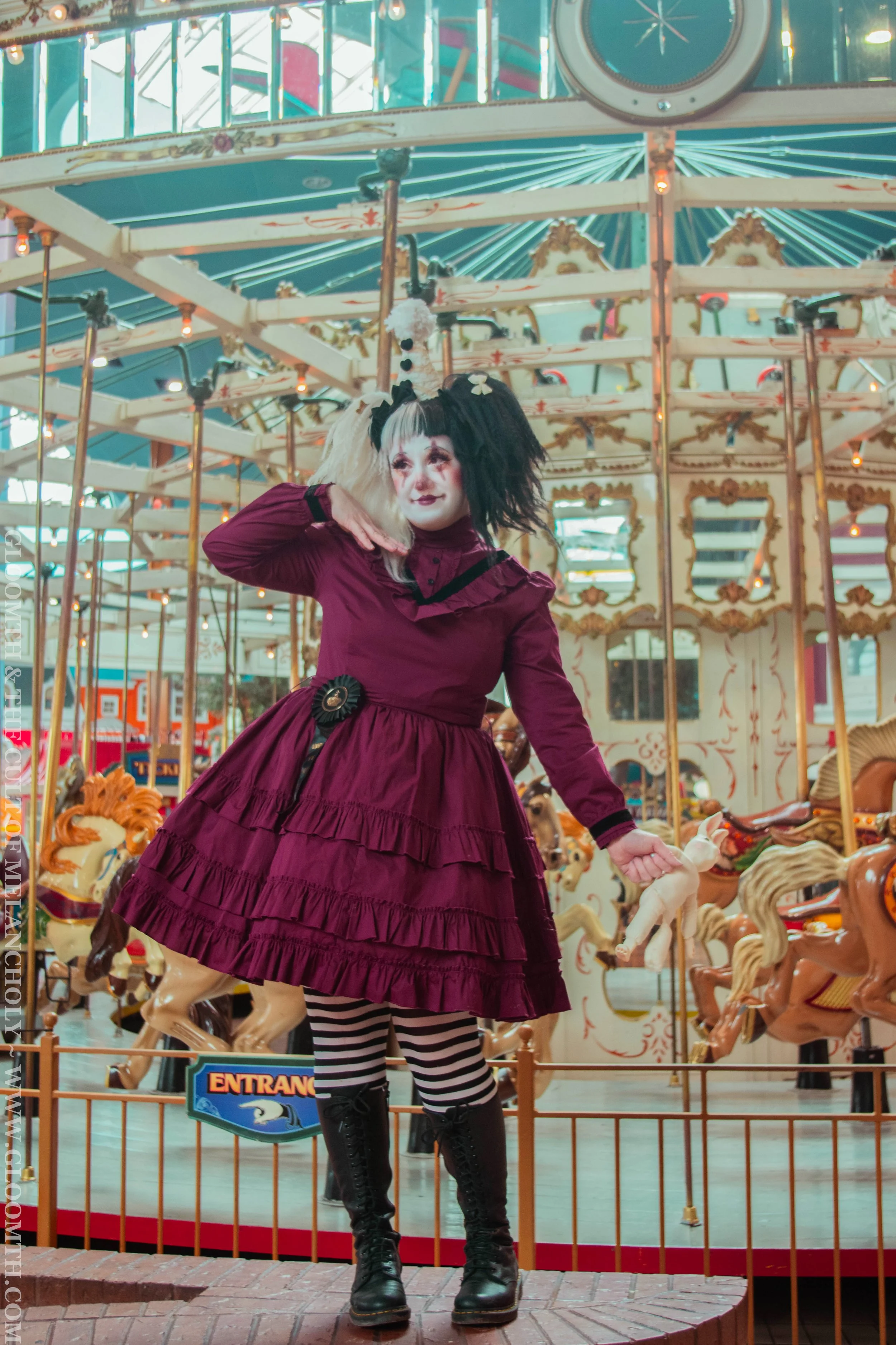 victorian clown outfit.jpg