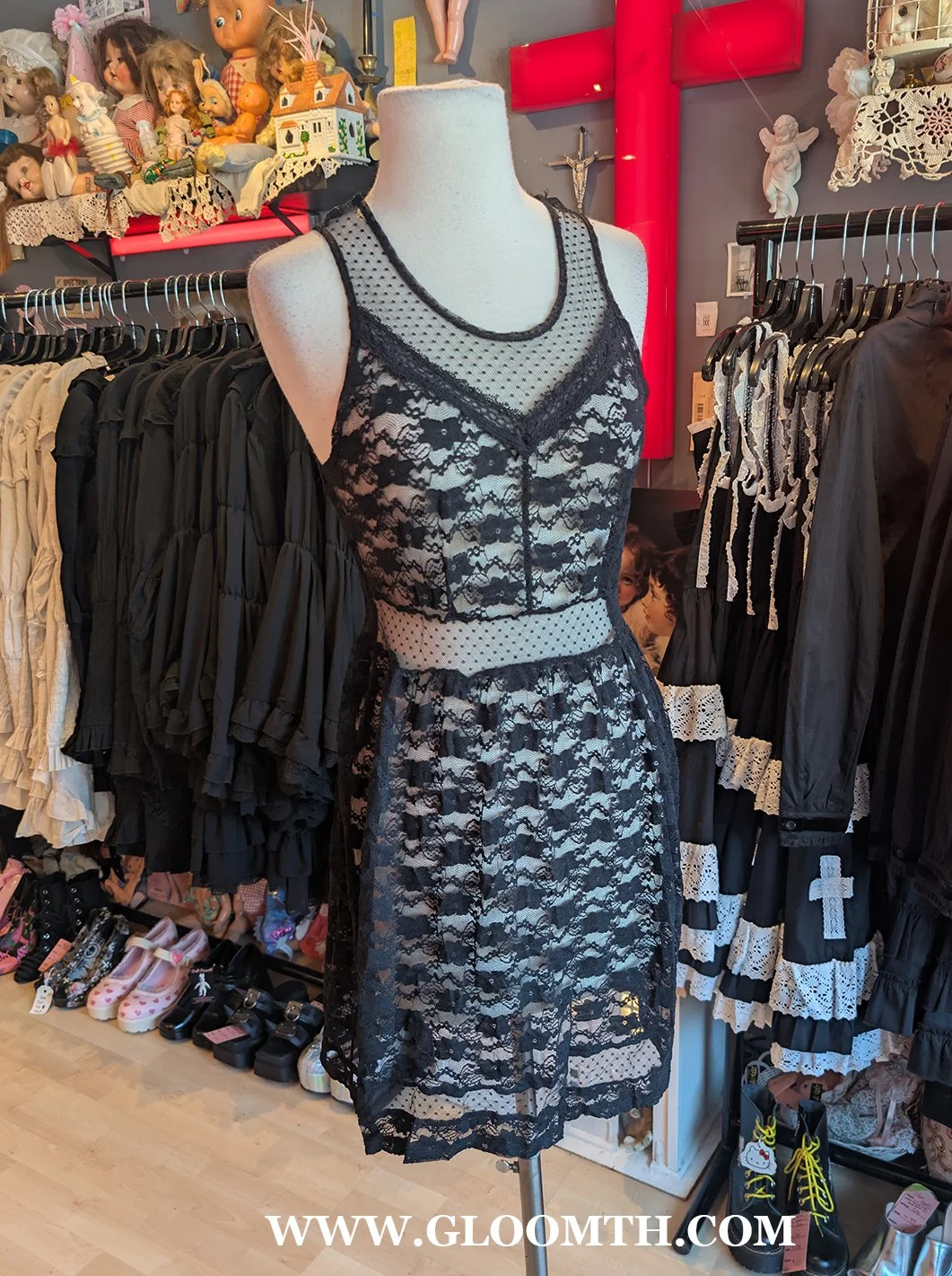 doll-funeral-clothing