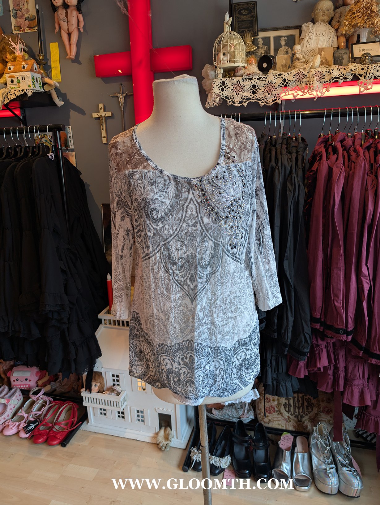 Y2K Cactus Rhinestone and Lace Top Size M/L