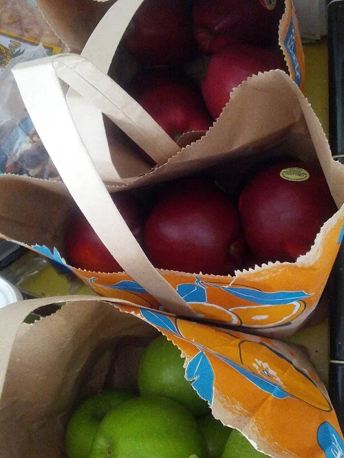 apples-pre-pie.jpg