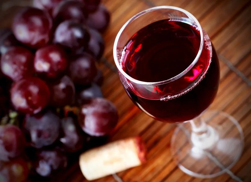 Homemade-Wine-810x589.jpg