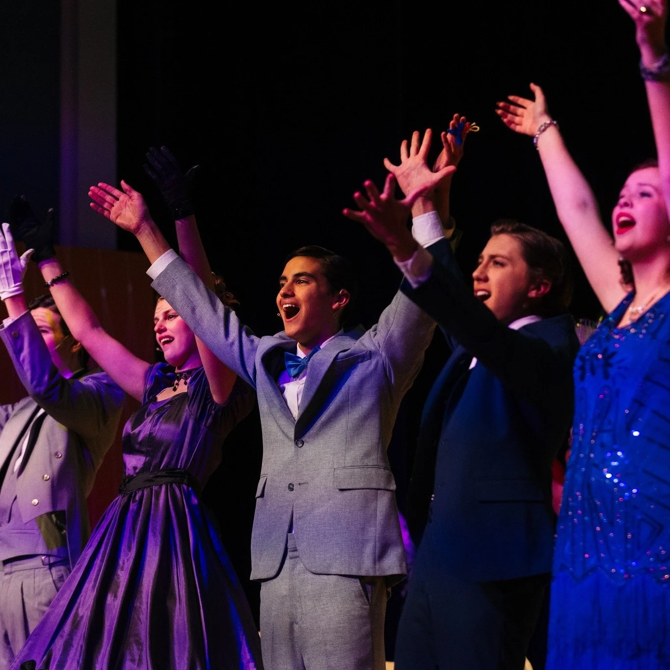 We are almost SOLD OUT for tonight's performance of "The Drowsy Chaperone!" But don't worry: there are still seats available for both Saturday performances (1p &amp; 7p). We can't wait to see you!

wyodrama.org/tickets

📸 JonAthens Photogr