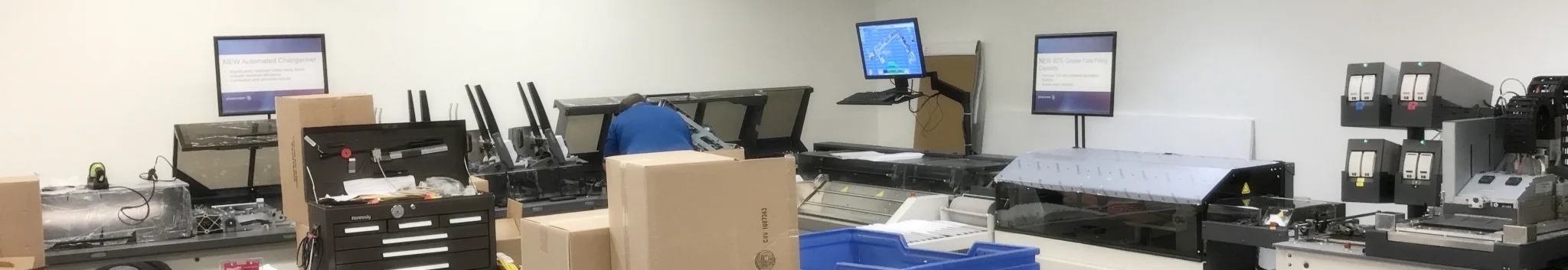 A technician fixing an asset service issue after he diagnosed the root cause by using the application