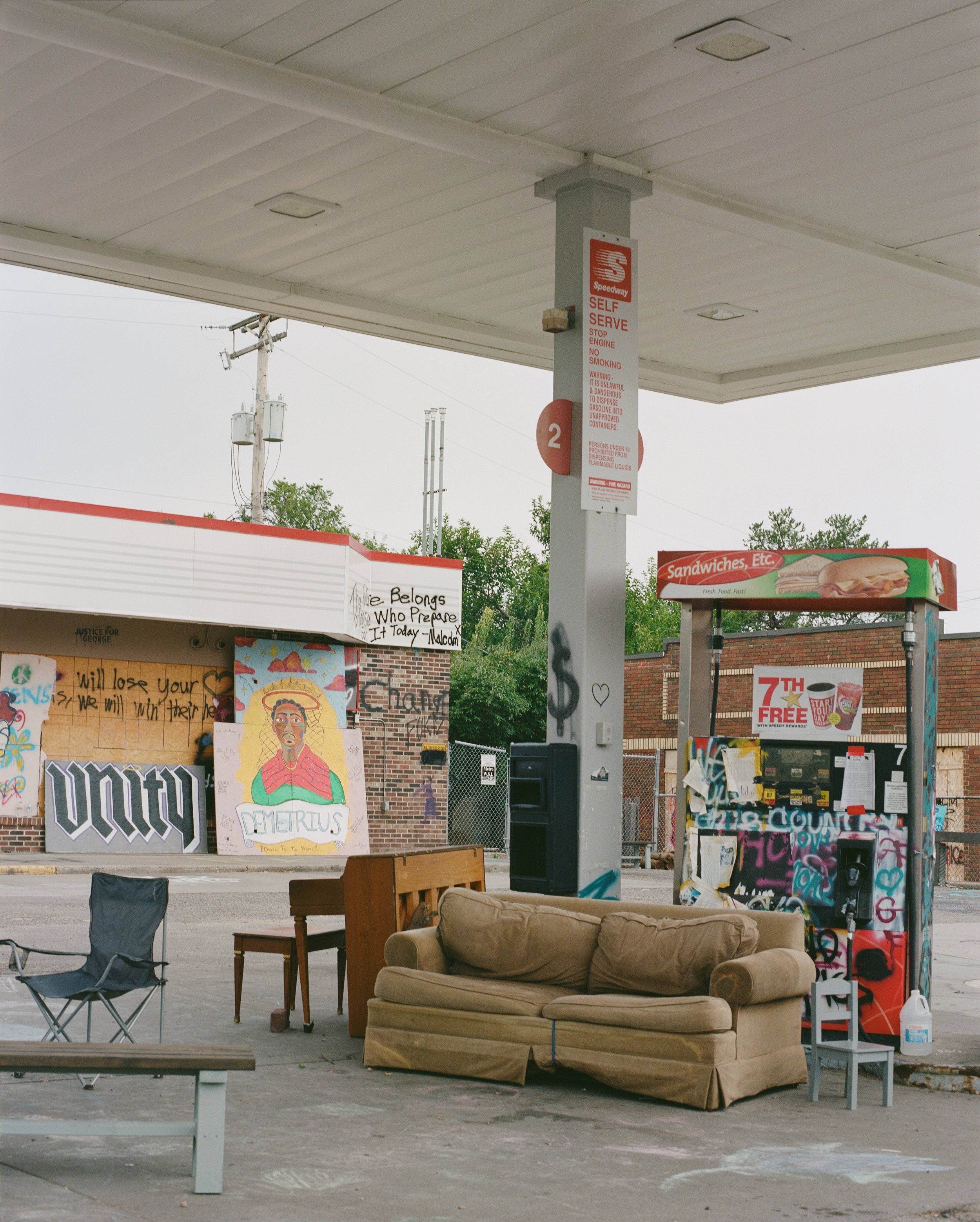   Speedway on the Corner of 38th and Chicago Ave,  Minneapolis, MN 2020 