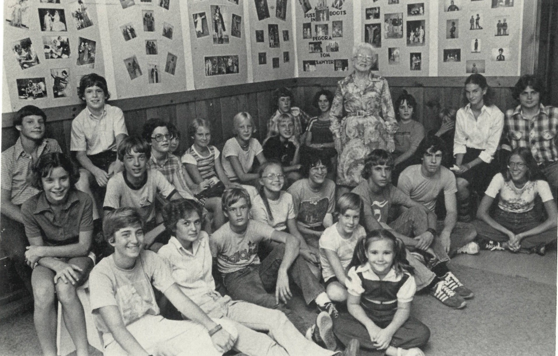 C - Mary and Students after moving into Annie Wittenmyer.jpg