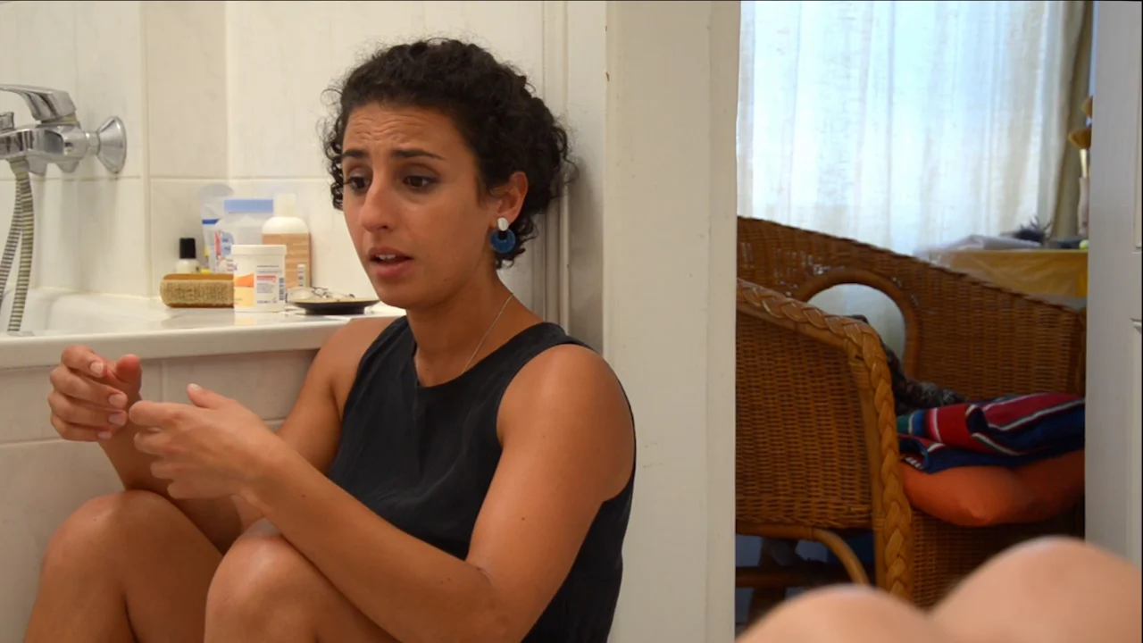 jonoun deu.00_03_34_18.Still003.jpg