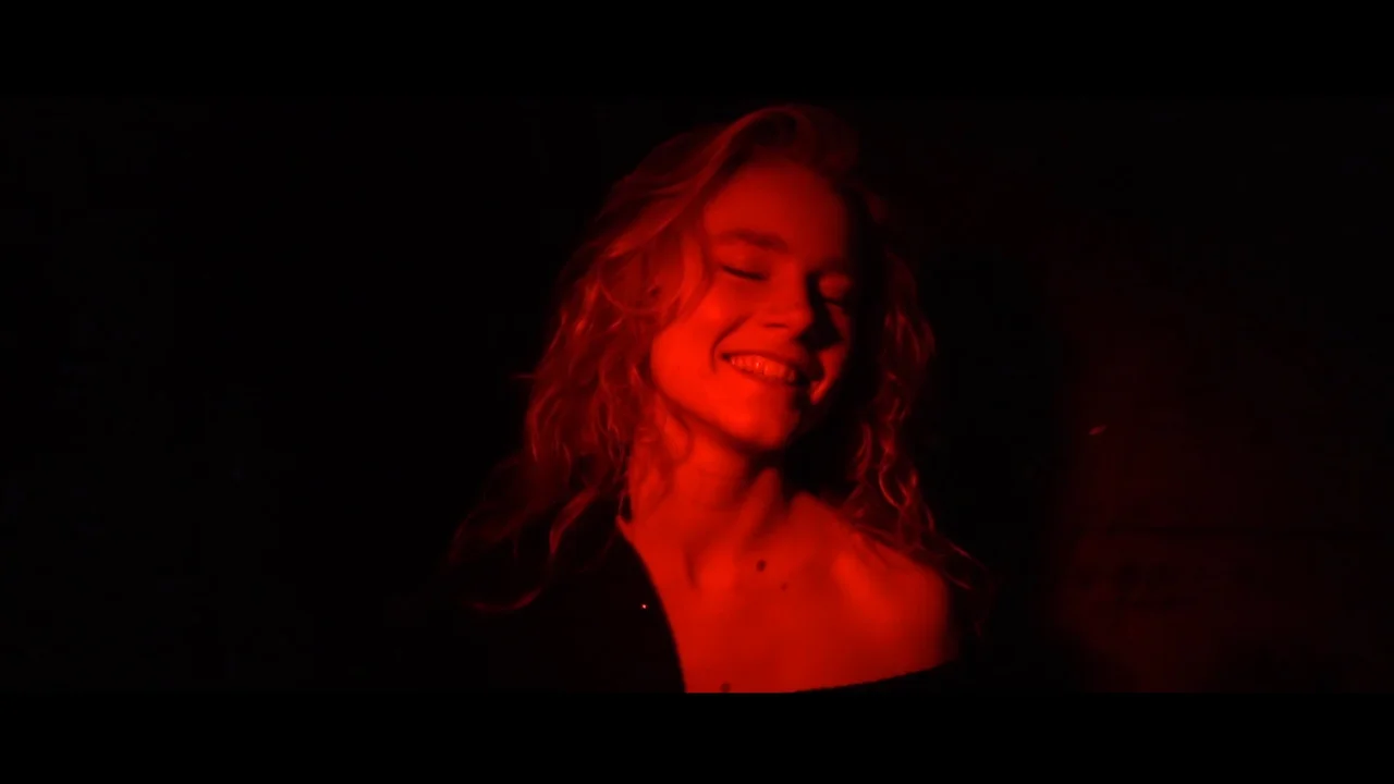 jonoun deu.00_07_02_15.Still015.jpg