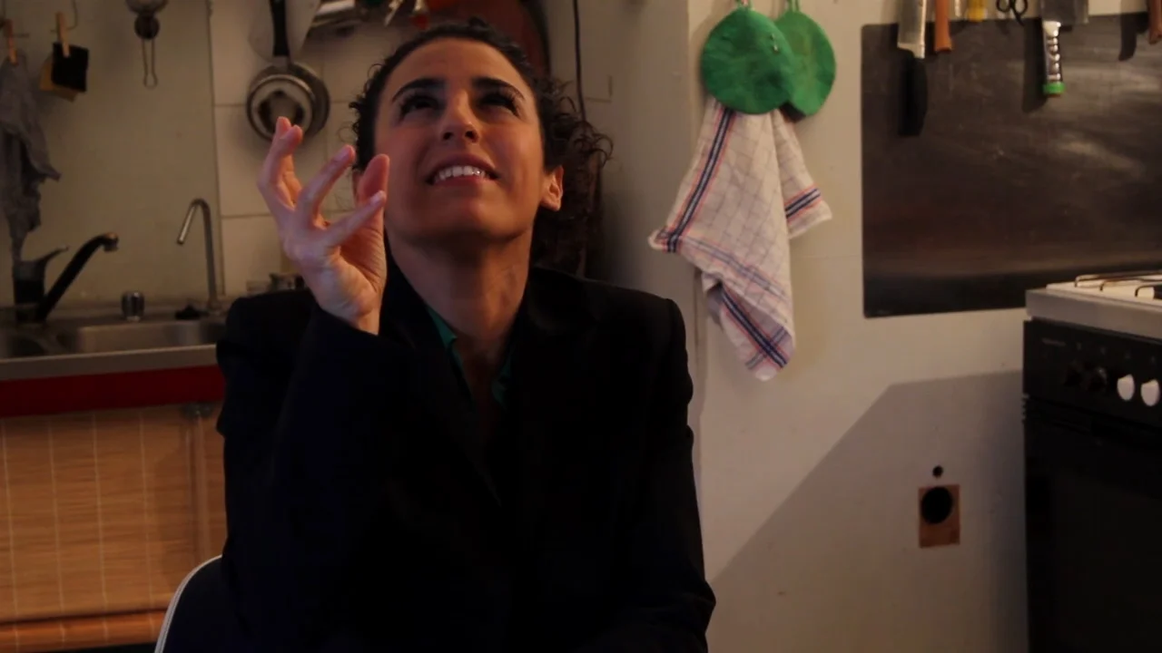 jonoun deu.00_08_50_08.Still025.jpg