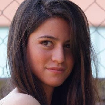 Laura1.jpg