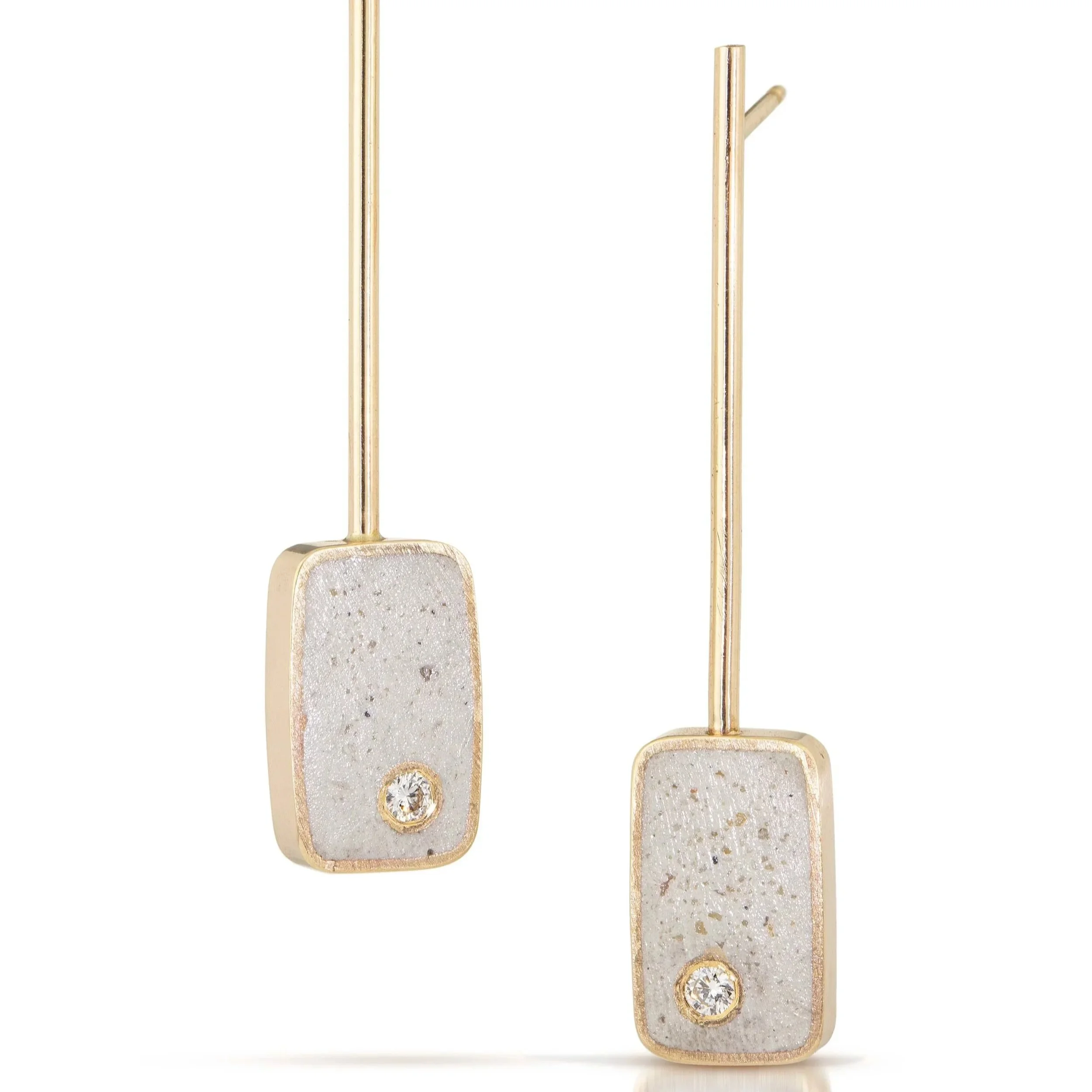 Effortless Wire Drop Rectangle Earrings EGCD-024W