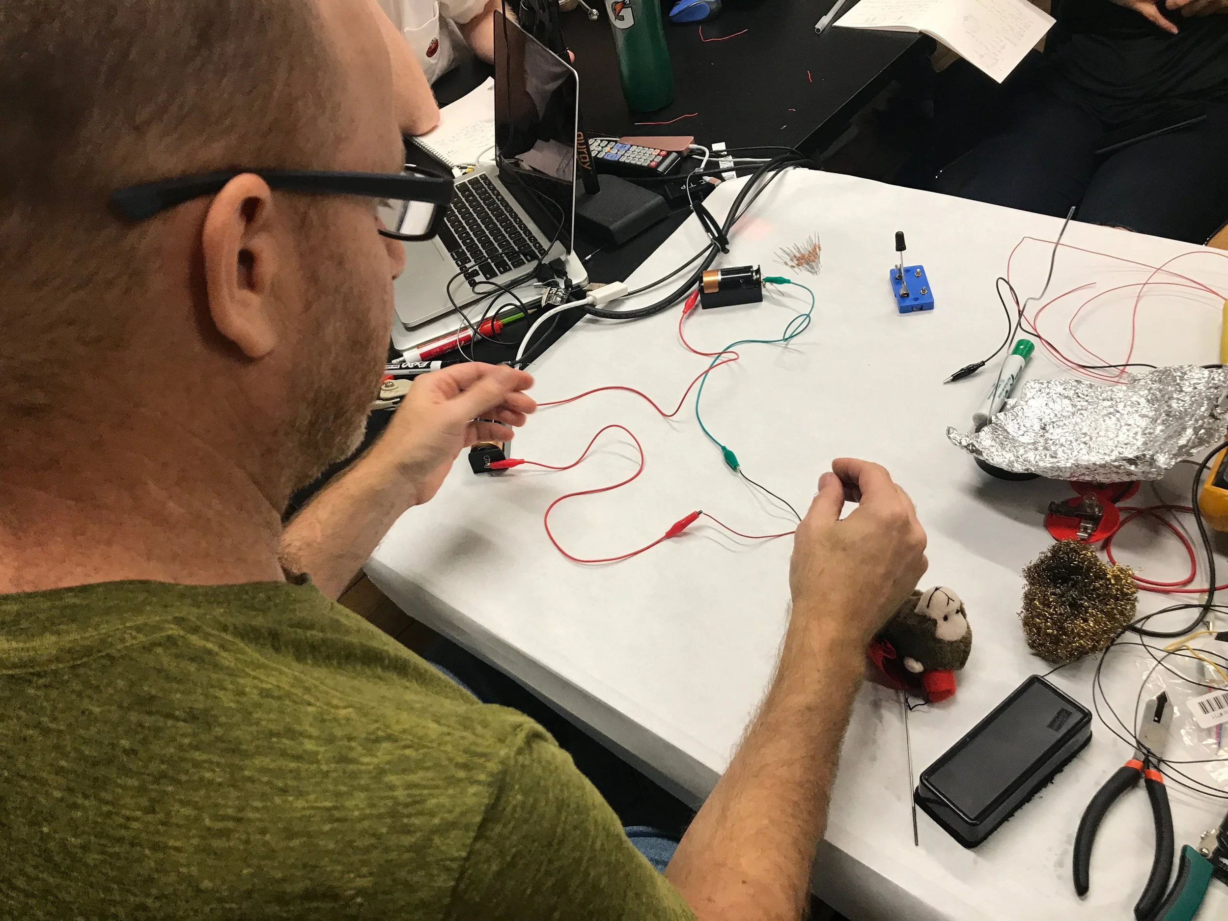 Danny Rozin explain us how machine that we found on a daliy basis read input and output