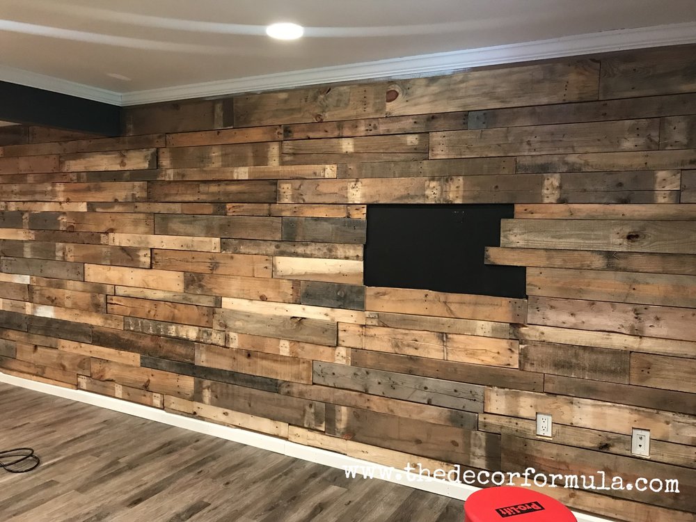 Diy Pallet Walls The Who What Where How Of Our Beautiful Wall Decor Formula - How To Make Stained Wood Pallet Wall Art