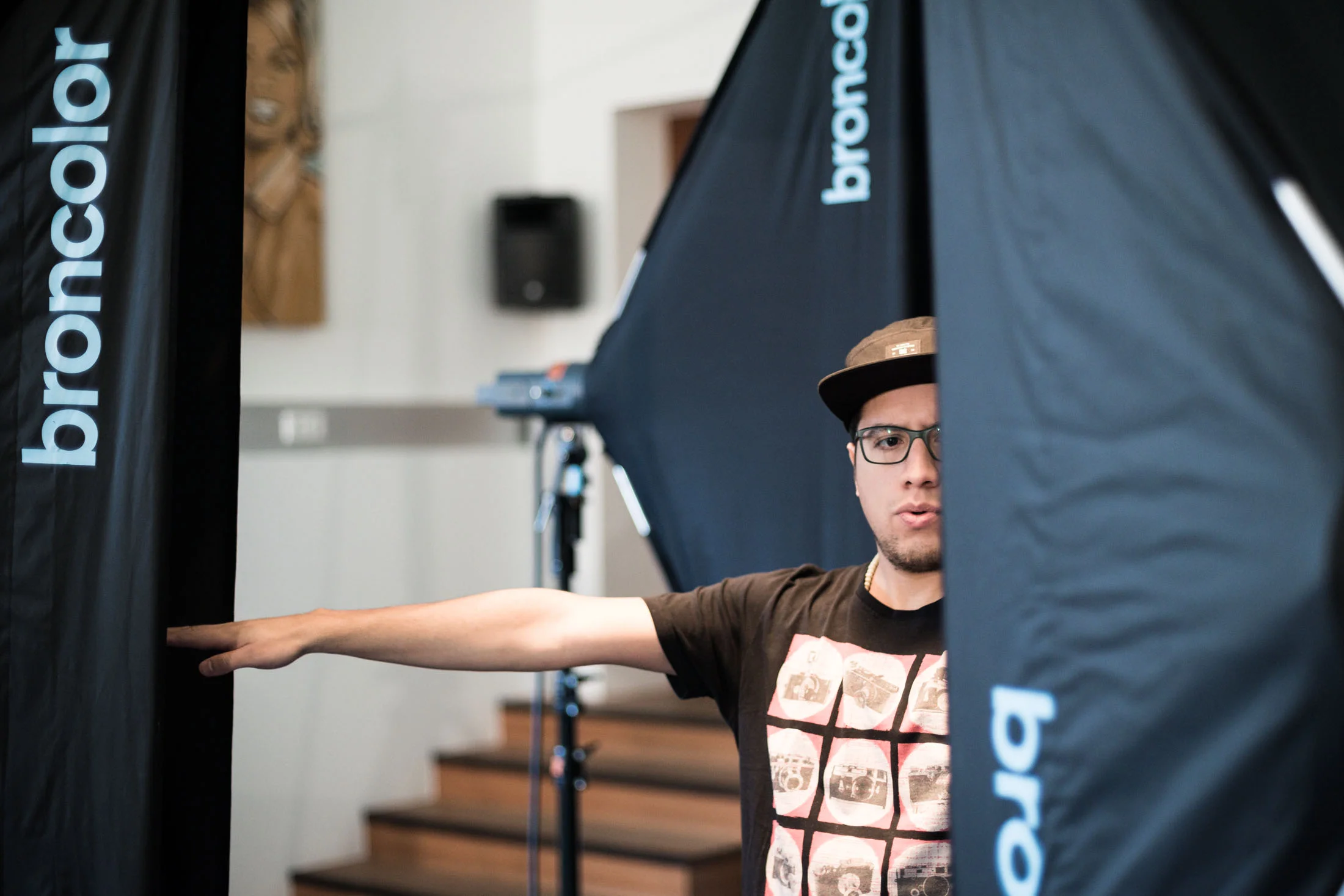 2. Kung fu light checking.