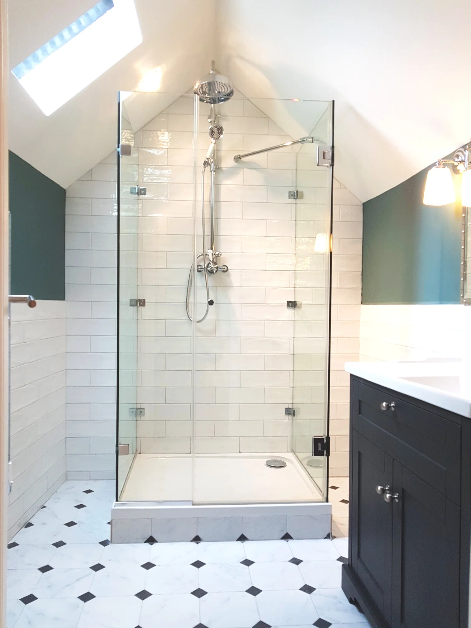Apt 3 Ensuite.jpg