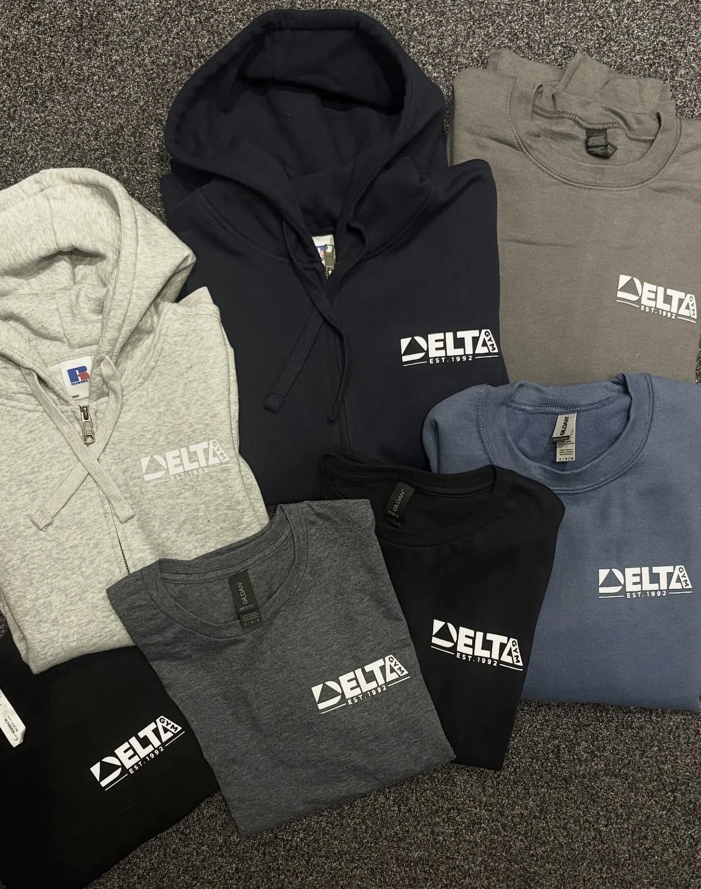 Mer Merch 🔥
Nya sweatshirts, hoodies och t-shirts &auml;r p&aring;fyllda i shopen! Trevlig helg 💪

#deltagym #aparell #newaparell #hoodie #sweatshirt #tees #tshirt #nyheter #gym #stockholm #sweden