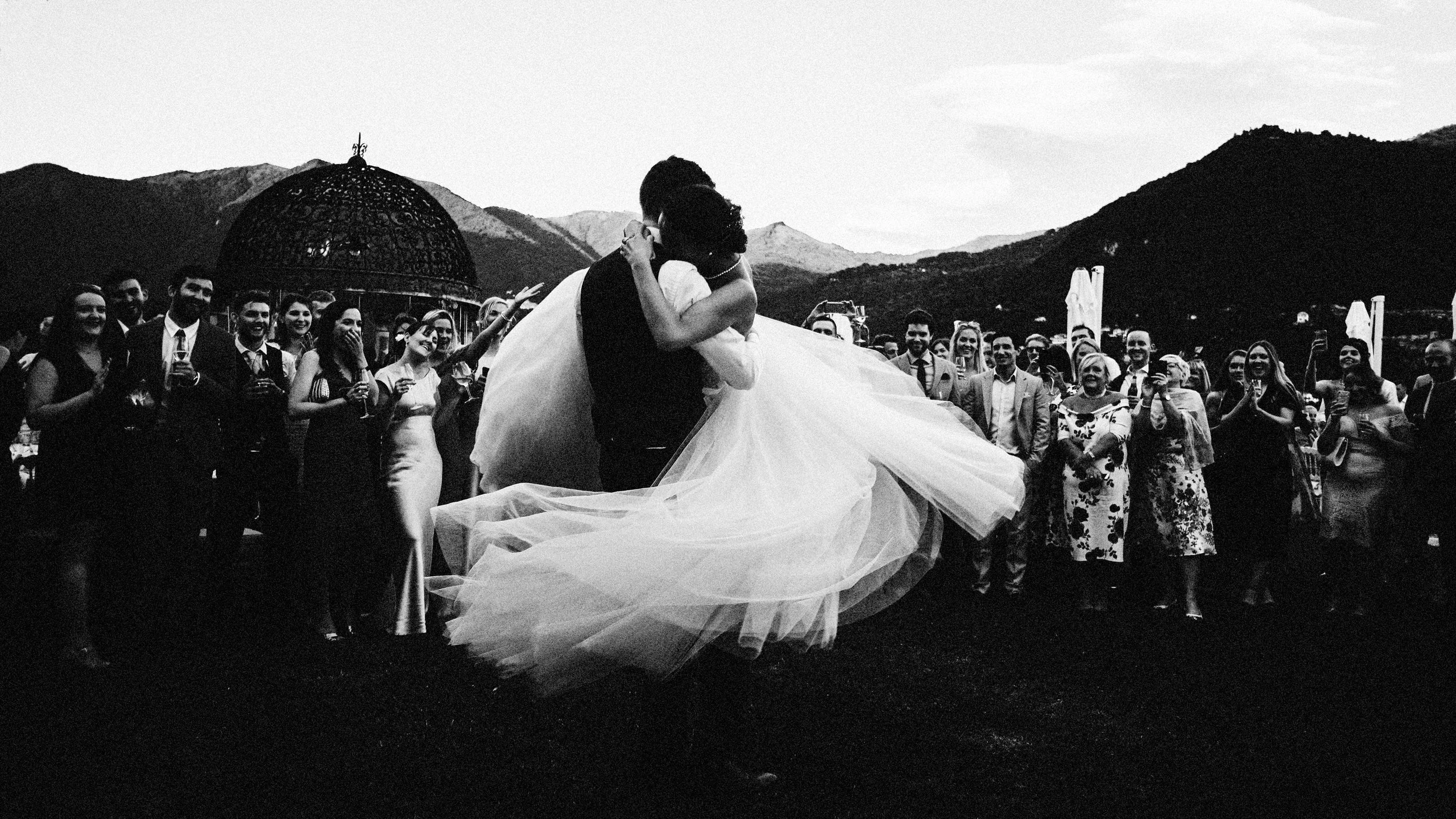 Reportage / Documentary Wedding Photographer - why have one?