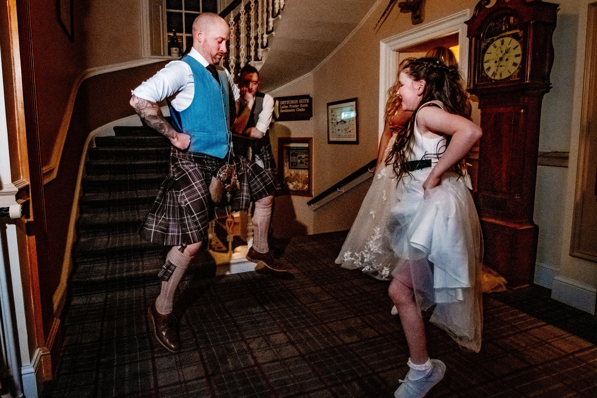 Michelle & Scott Colour 0419.JPG