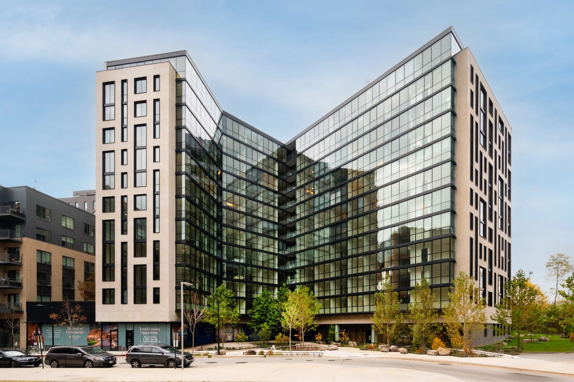 Exterior 01.jpg