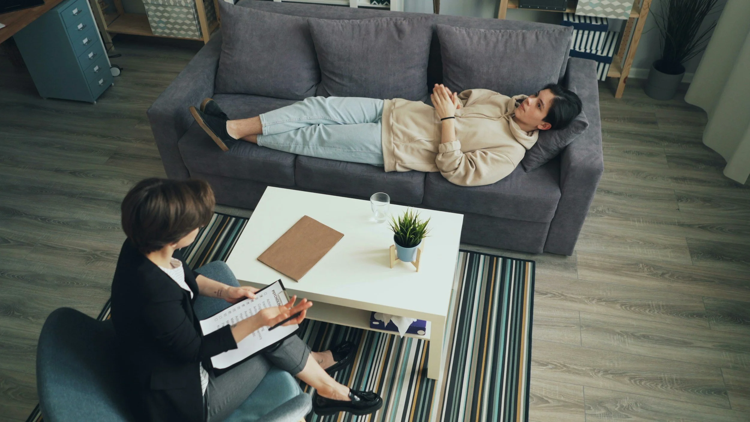 Discover why 5-PATH® certified hypnotists deliver superior results. Laura Thomas is a certified 5-PATH® Master Consulting Hypnotist trained to find the root cause of your issue and create lasting change. Book a free consultation today.