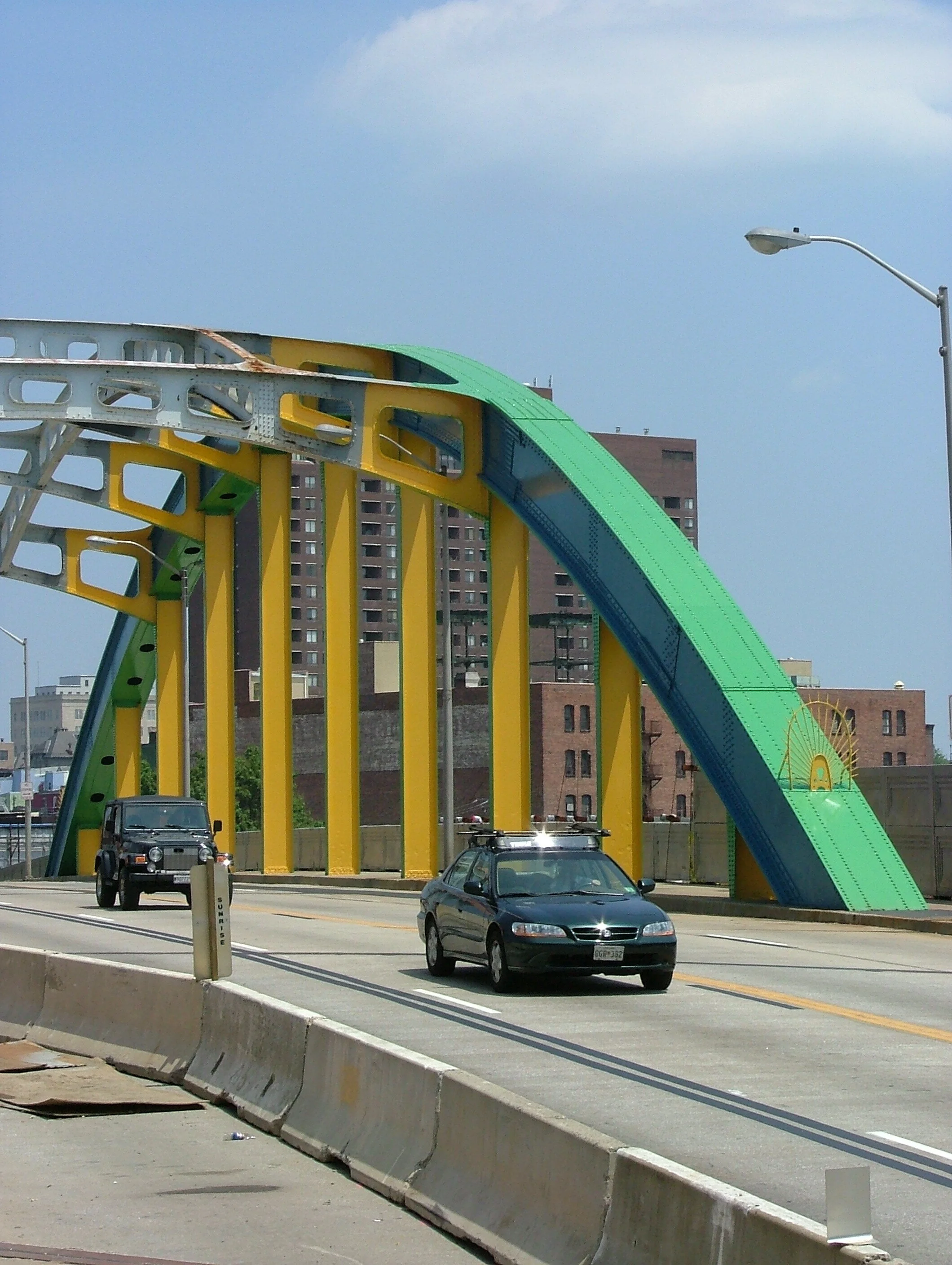Howard St Bridge 3.JPG