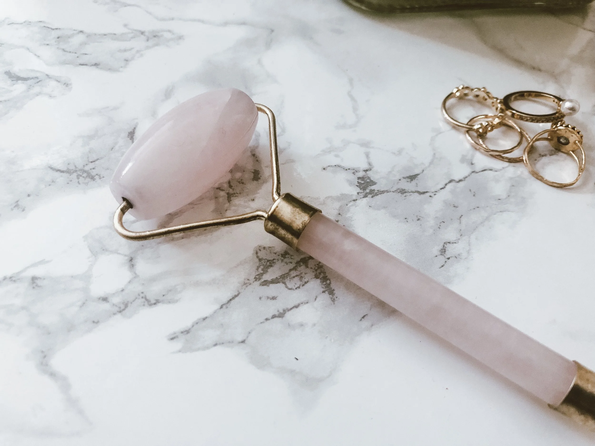 Face Roller Rose Quartz Edition Lifestylesther