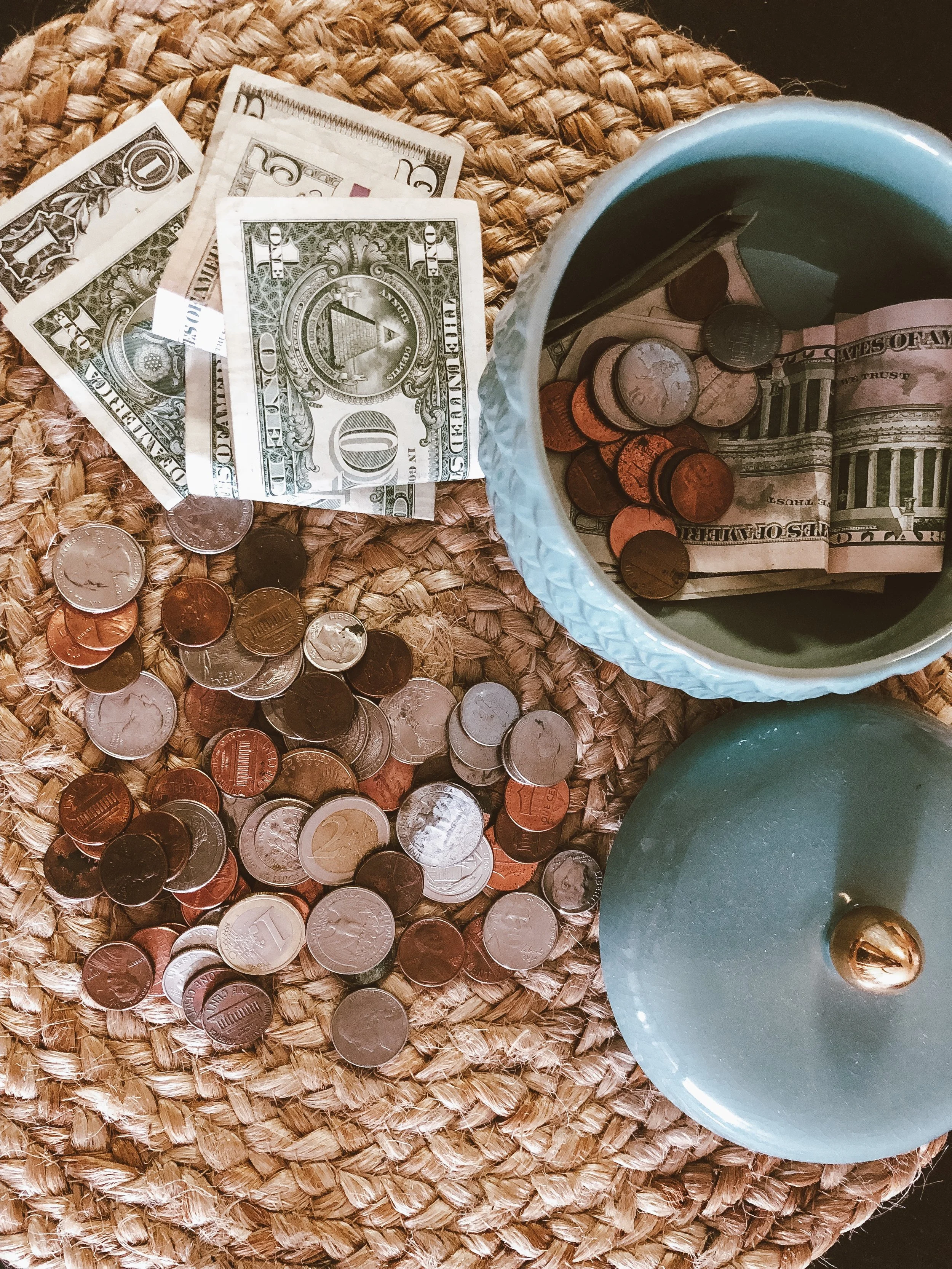 Budgeting 101: Basic Stress-free Tips we all need to know