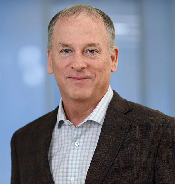 Boston-Pharma-MGMT_0001_robert-armstrong-phd.jpg