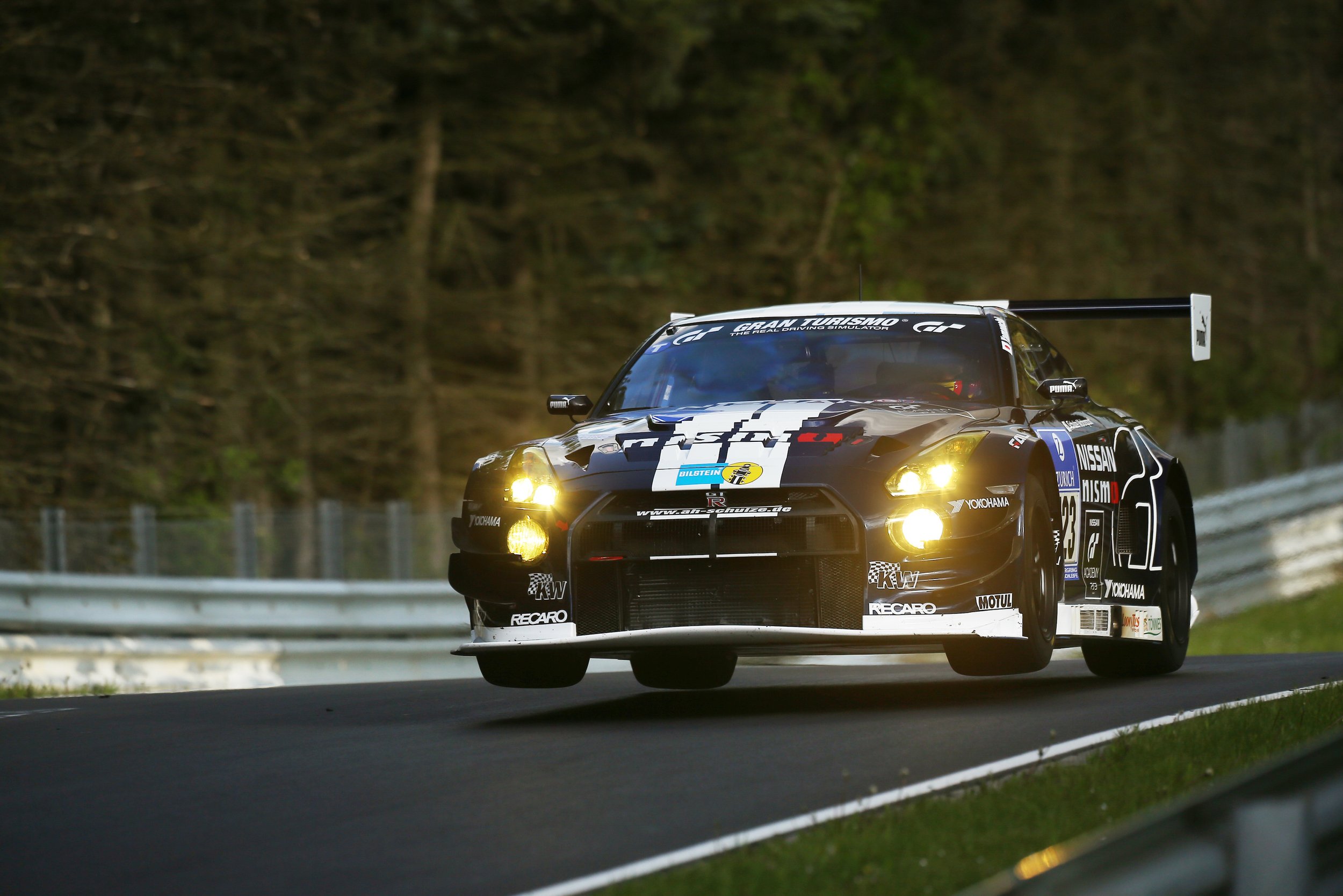 Larry Chen Book Life At Shutter Speed R35 GT-R Photo Tips