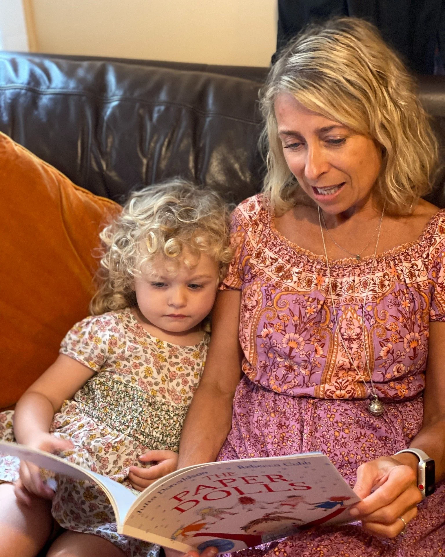 What is storytelling in PR?  Well, just like any good story, you need to be able to capture the heart and mind of the reader....and first....the media.  Read about it in our latest blog.  Link in comments.