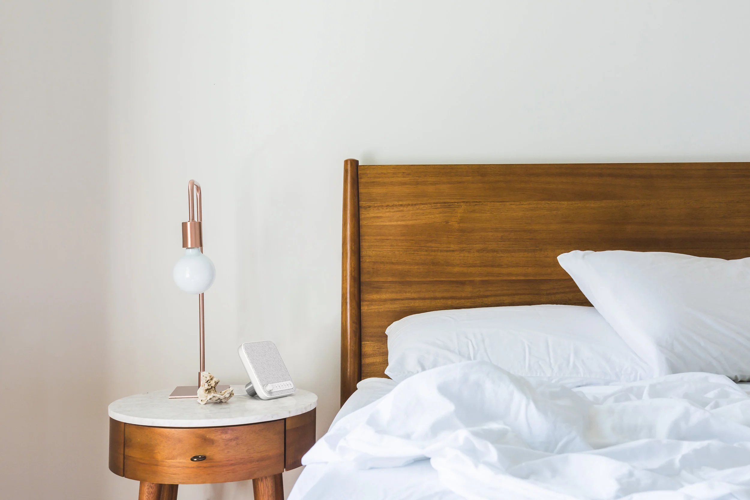 Wave-Bedside-2b.jpg