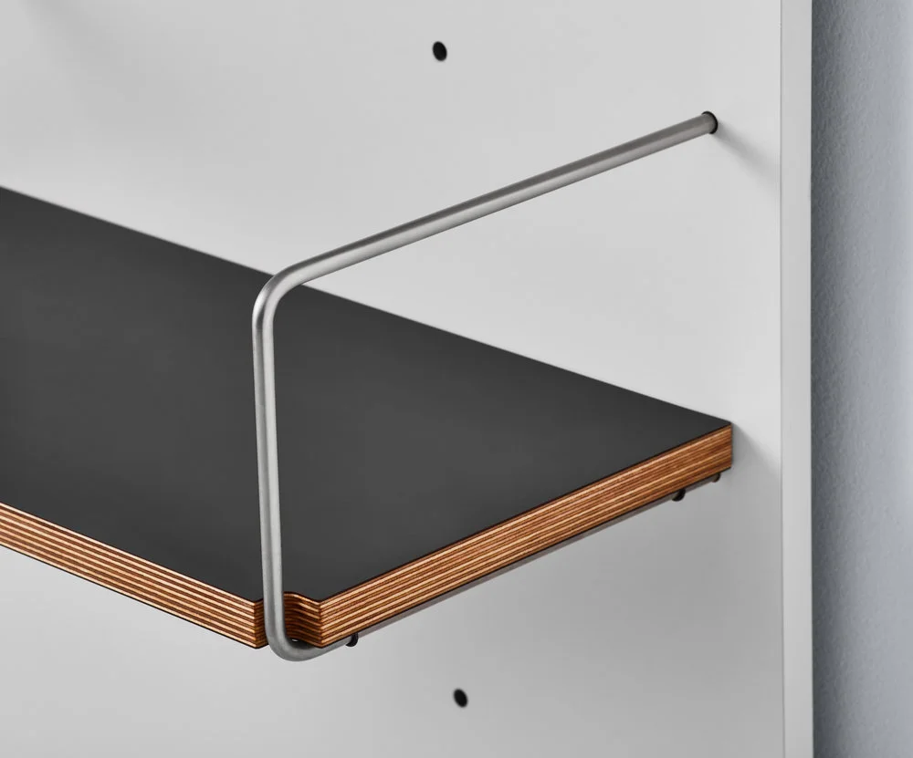 90e7c-cantileverinteriors_wandashelvingsystem_25.jpg