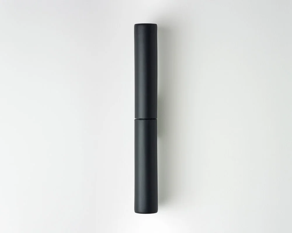 89377-potter_ds_wall_light_in_charcoal_glaze-_photographer_haydn_cattach5b15d.jpg