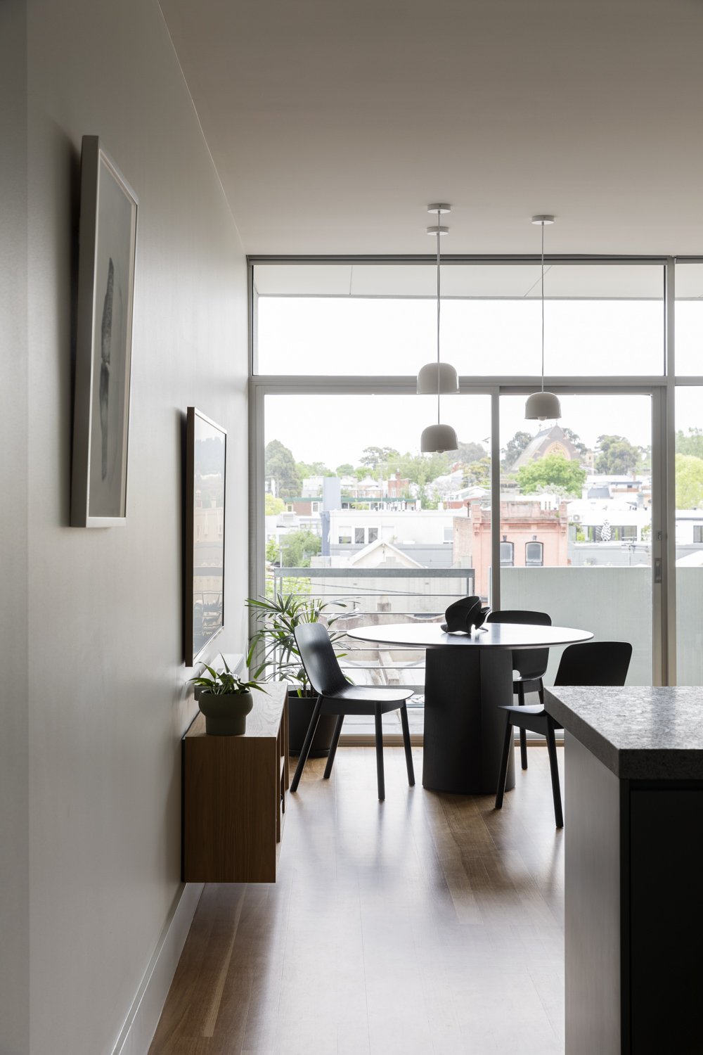 Dining table + chairs - Southwood