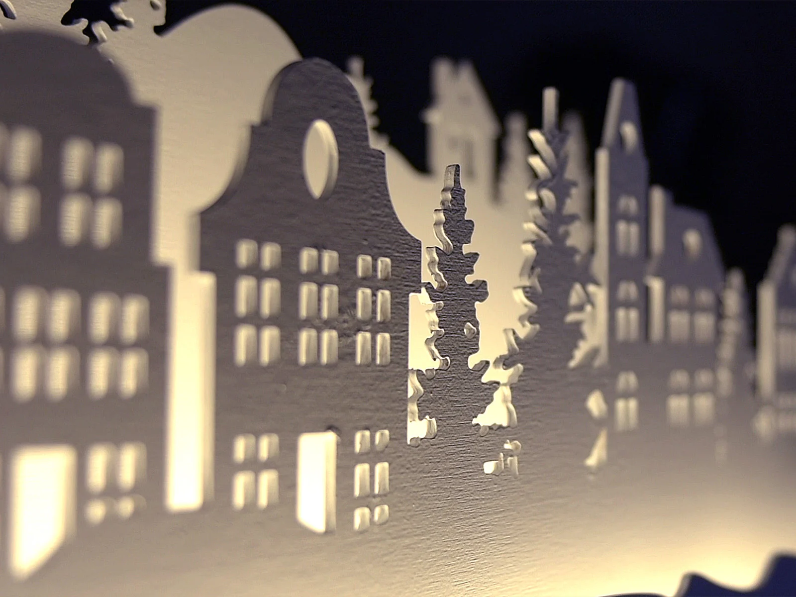 CHRISTMAS SCENE 4.jpg