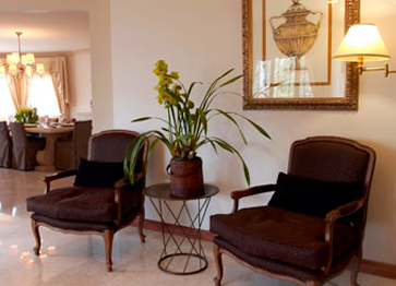 TRISH-HURST-FAMILY-HOME-4.png