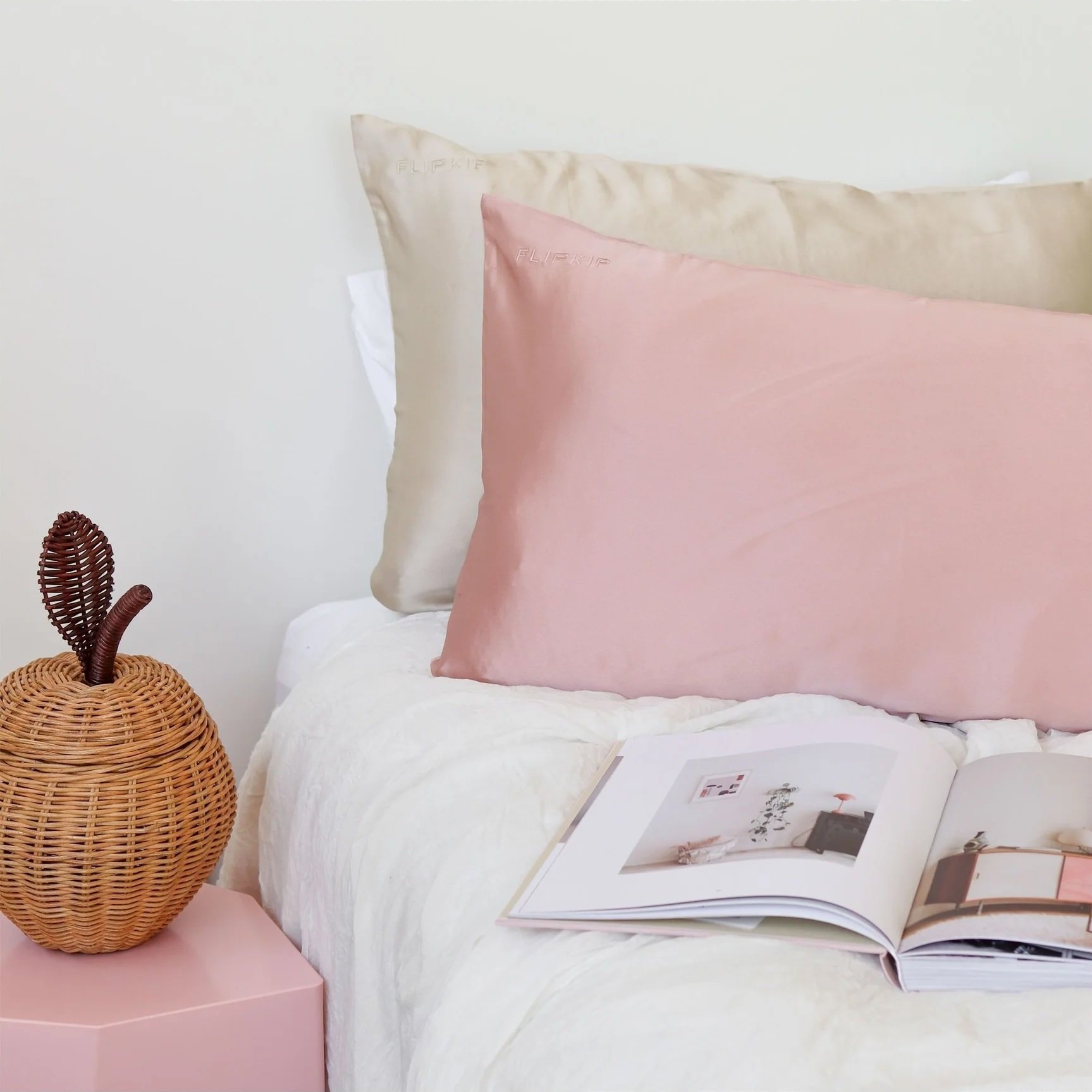 FLIPKIP_Sleep_Essentials_Flip_Silk_Linen_Pillowcase_Rose2_1728x.jpg