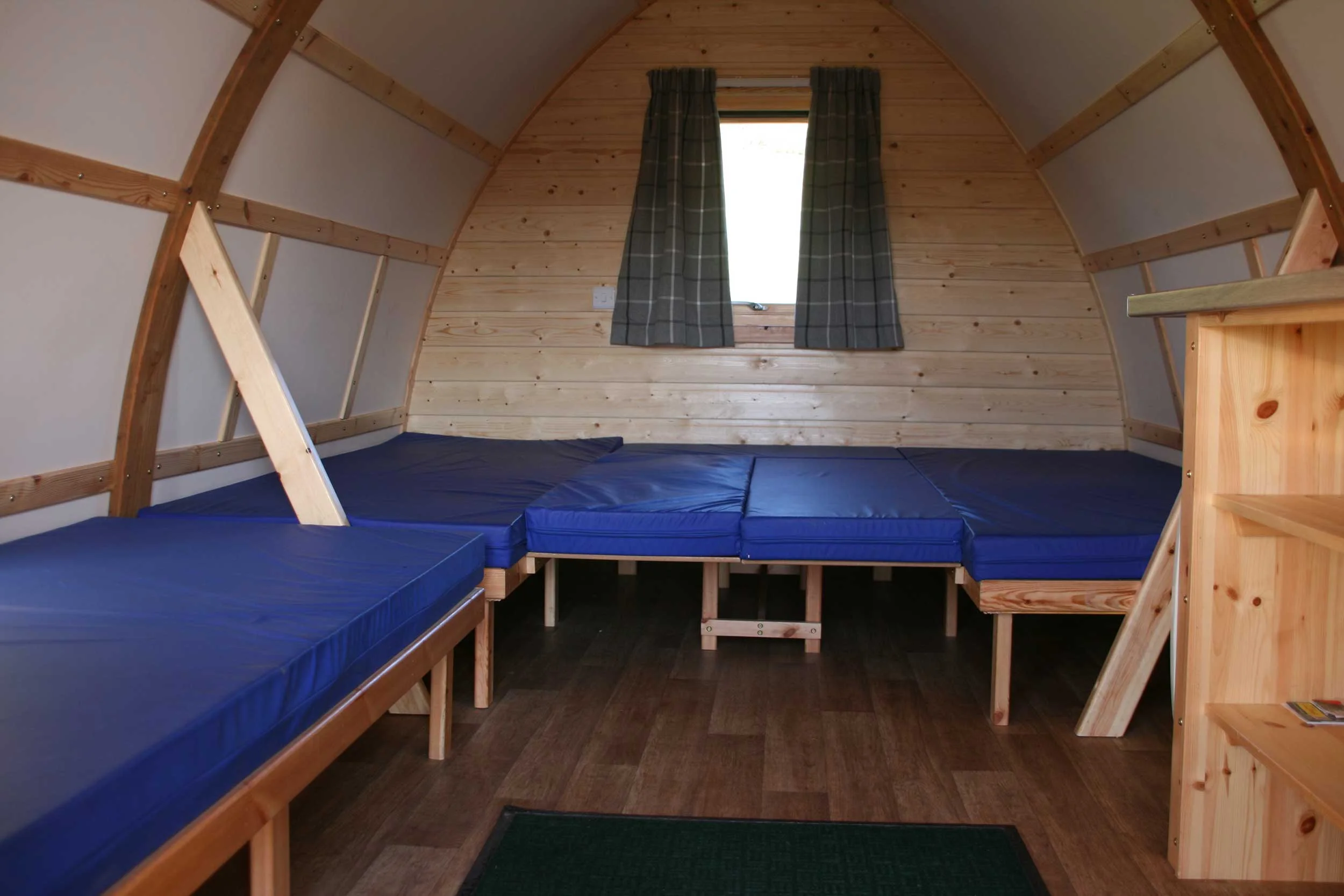 camping near glentress