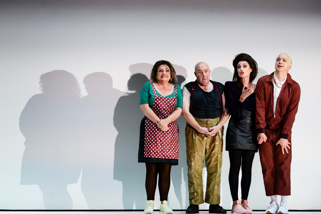 Susan Bullock, Andrew Shore, Allison Cook and Alex Otterburn in Greek. Scottish Opera and Opera Ventures 2017. Credit Jane Hobson..jpg