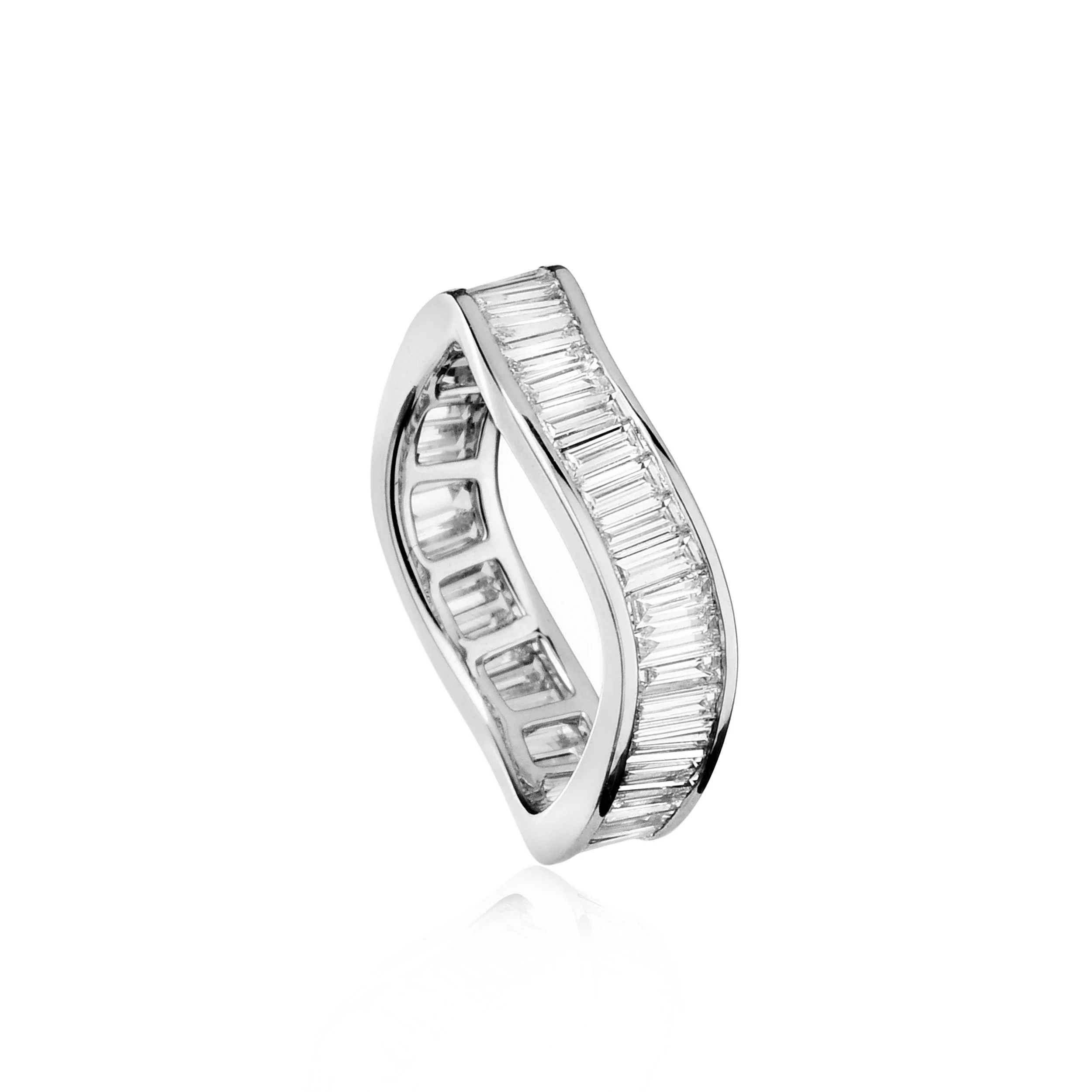 Missbach_wavy_baguettes_diamond_ring3.JPG
